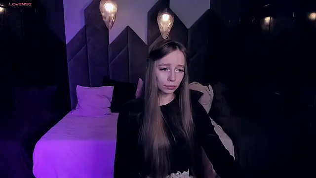 OliviaGentle online show from December 2024 04:56:01 AM