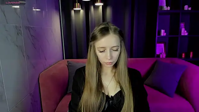 OliviaGentle online show from December 2024 03:22:01 PM