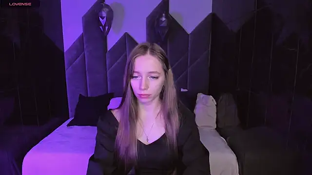 OliviaGentle online show from December 2024 10:11:02 PM