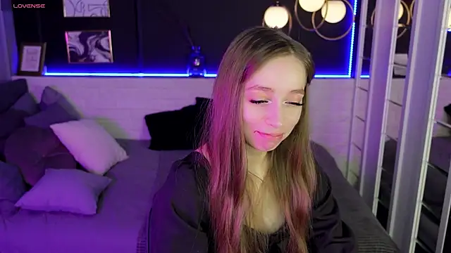 OliviaGentle online show from January 2025 01:00:01 AM