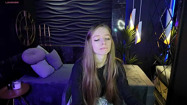 OliviaGentle online show from January 2025 05:44:02 AM