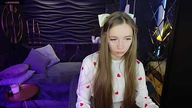 OliviaGentle online show from January 2025 01:00:01 AM