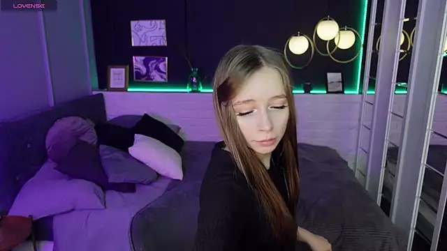 OliviaGentle online show from February 2025 01:13:01 AM