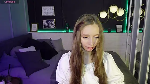 OliviaGentle online show from February 2025 05:18:02 AM