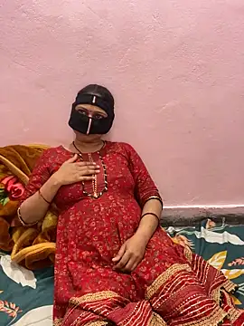 Snapshot of mickey_love chatting on March 2025 03:59:01 PM mickey love online show from March 2025 03:59:01 PM