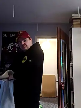 ArcanceTheo82 online show from December 2024 01:11:02 PM