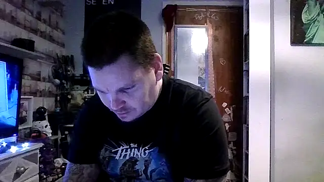 ArcanceTheo82 online show from December 2024 07:29:02 PM