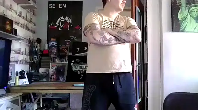 ArcanceTheo82 online show from January 2025 12:25:02 PM