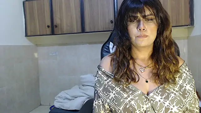 Snapshot of pareeti chatting on February 2026 12:14:02 PM pareeti online show from February 2026 12:14:02 PM