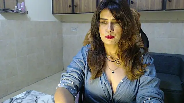 Snapshot of pareeti chatting on February 2026 05:57:02 PM pareeti online show from February 2026 05:57:02 PM