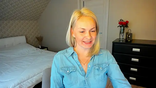 Snapshot of Alicee_Gracee chatting on November 2025 08:53:02 AM Alicee Gracee online show from November 2025 08:53:02 AM