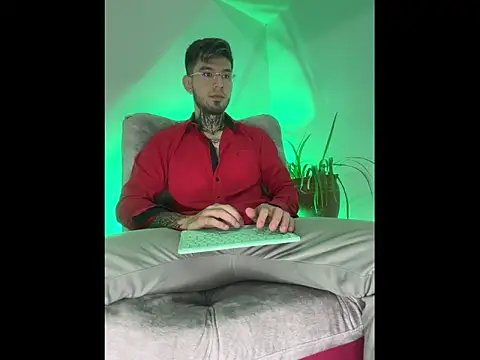 Anthony-Martin online show from November 2025 01:56:02 PM