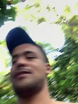 Snapshot of evil_boys_77 chatting on January 2025 10:02:01 PM evil boys 77 online show from January 2025 10:02:01 PM