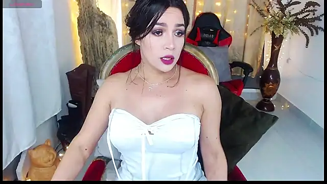 Snapshot of rubyylowell chatting on August 2026 06:33:02 PM rubyylowell online show from August 2026 06:33:02 PM