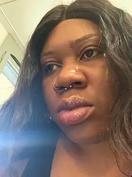 Snapshot of bonbonaumiel chatting on December 2024 11:00:02 AM bonbonaumiel online show from December 2024 11:00:02 AM