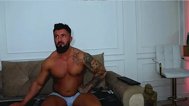 UrsuKing online show from February 2025 07:52:02 PM