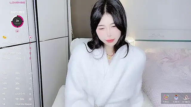 White-Star online show from February 2025 11:16:02 PM