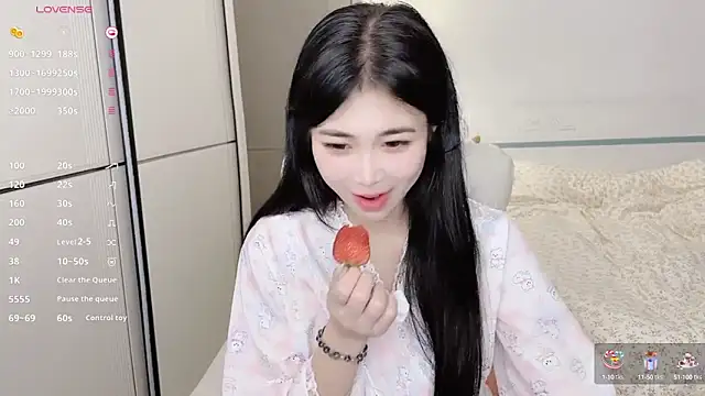 White-Star online show from March 2025 01:01:01 PM