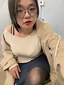 Snapshot of Bella0815 chatting on February 2025 07:58:02 AM Bella0815 online show from February 2025 07:58:02 AM