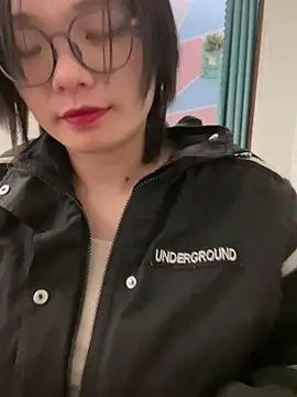 Snapshot of Bella0815 chatting on March 2025 08:13:01 AM Bella0815 online show from March 2025 08:13:01 AM