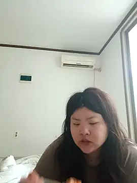 hello098712 online show from March 2025 01:45:02 AM