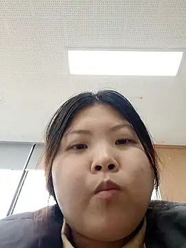 hello098712 online show from September 2025 03:08:02 AM