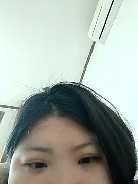 Snapshot of hello098712 chatting on May 2026 11:05:02 AM hello098712 online show from May 2026 11:05:02 AM