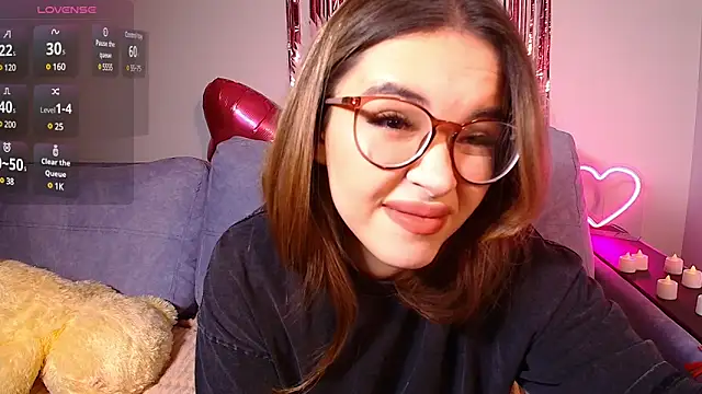 Snapshot of CutiePie3 chatting on February 2025 06:51:02 PM CutiePie3 online show from February 2025 06:51:02 PM