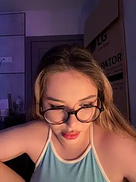 CutiePie3 online show from September 2025 09:29:02 PM