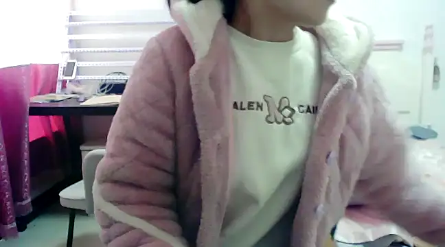 Snapshot of CN-Xiaoxi chatting on December 2024 12:12:01 AM CN-Xiaoxi online show from December 2024 12:12:01 AM