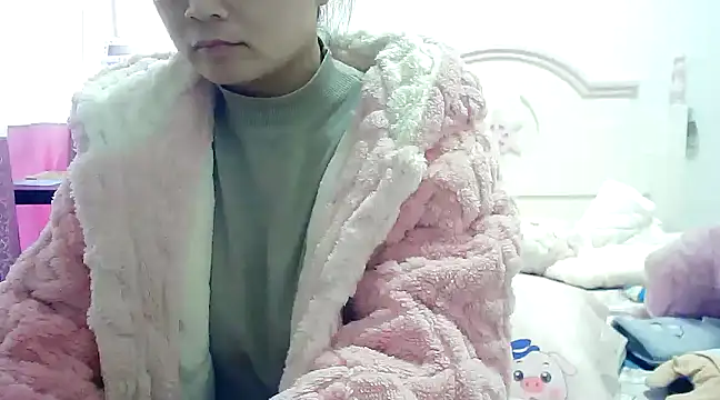 Snapshot of CN-Xiaoxi chatting on January 2025 12:37:02 AM CN-Xiaoxi online show from January 2025 12:37:02 AM