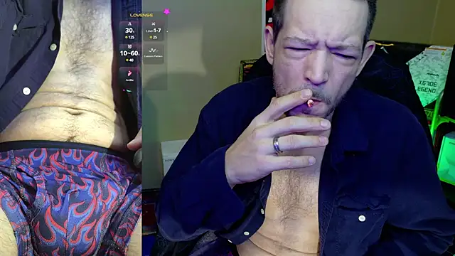 Snapshot of MasterForgedRayy chatting on December 2024 11:56:02 PM MasterForgedRayy online show from December 2024 11:56:02 PM