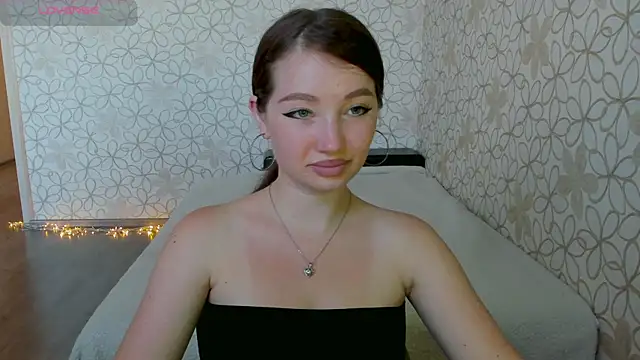 Lissa Cristal online show from June 2026 11:27:01 AM