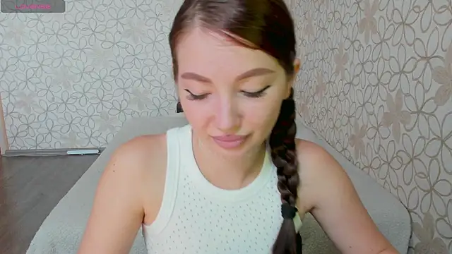 Lissa Cristal online show from July 2026 07:34:01 AM