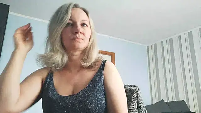 EdithManning online show from February 2026 06:40:02 AM