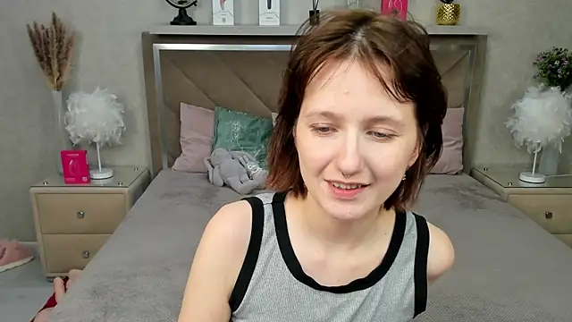 Snapshot of MiaKarlos chatting on June 2026 01:29:01 AM MiaKarlos online show from June 2026 01:29:01 AM