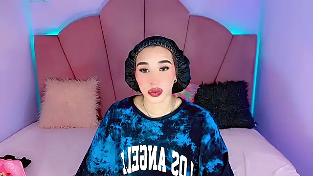 Snapshot of Jadeyourqueen chatting on December 2024 12:34:02 PM Jadeyourqueen online show from December 2024 12:34:02 PM