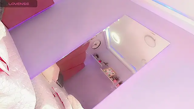 Snapshot of Jadeyourqueen chatting on January 2025 03:28:02 PM Jadeyourqueen online show from January 2025 03:28:02 PM