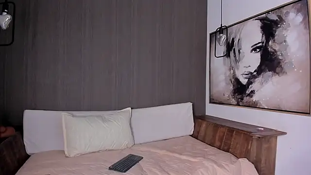 DRACARYSS  online show from February 2025 01:29:01 PM