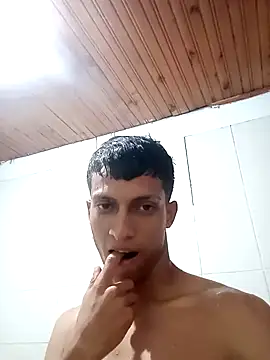 wolf james123 online show from December 2024 04:10:02 AM