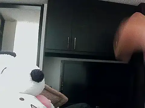 Snapshot of aixs93 chatting on November 2025 03:46:02 PM aixs93 online show from November 2025 03:46:02 PM