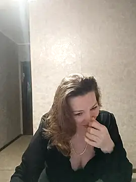 VselenaSun402 online show from February 2025 09:35:01 AM