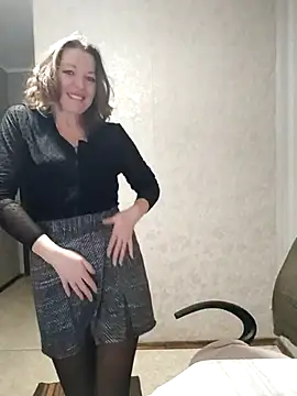 VselenaSun402 online show from February 2025 09:55:02 AM