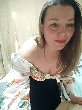 VselenaSun402 online show from February 2026 01:42:01 PM