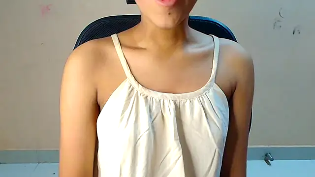 Snapshot of Chandani-Love chatting on July 2026 10:11:01 PM Chandani-Love online show from July 2026 10:11:01 PM