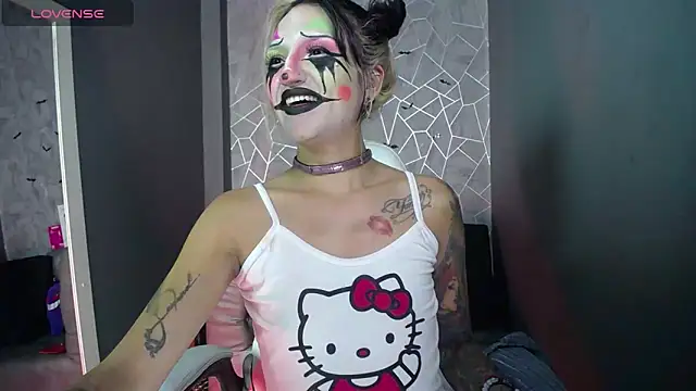 Snapshot of amelierouss chatting on February 2026 06:56:01 AM amelierouss online show from February 2026 06:56:01 AM