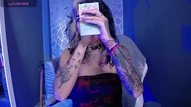 Snapshot of amelierouss chatting on February 2026 03:26:01 AM amelierouss online show from February 2026 03:26:01 AM