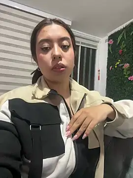 Lea velle online show from February 2025 01:55:01 AM