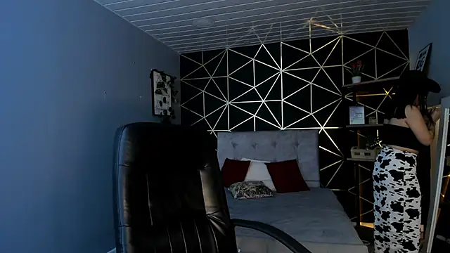 Lea velle online show from October 2025 03:40:01 AM