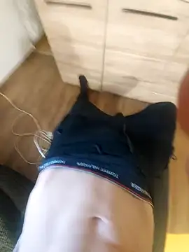 Deniell-01 online show from September 2025 12:38:02 PM